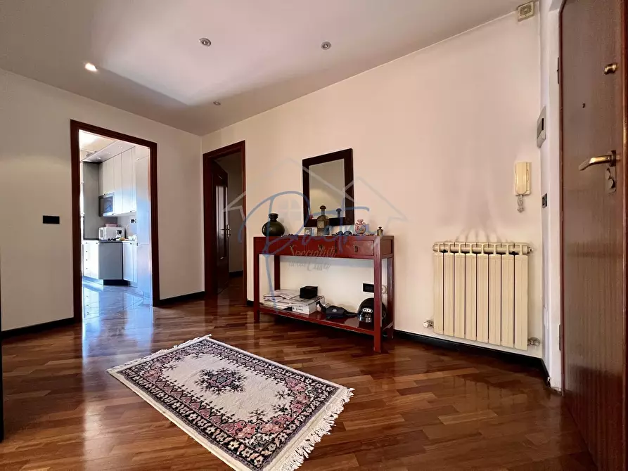 Immagine 8 di Mansarda in vendita  a Massa