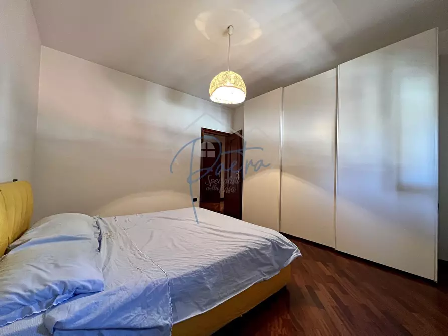 Immagine 15 di Mansarda in vendita  a Massa