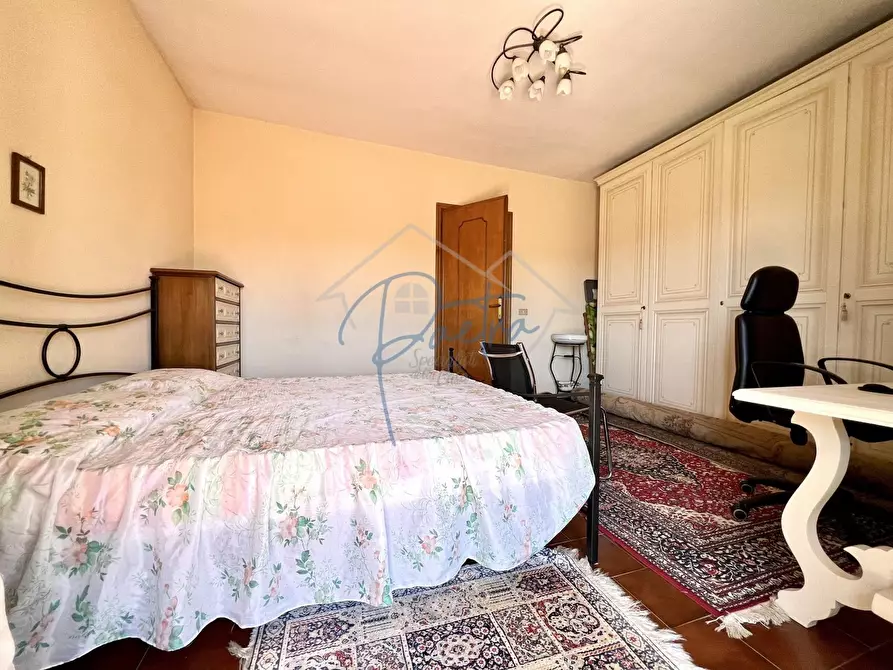 Immagine 18 di Casa semindipendente in vendita  a Massa