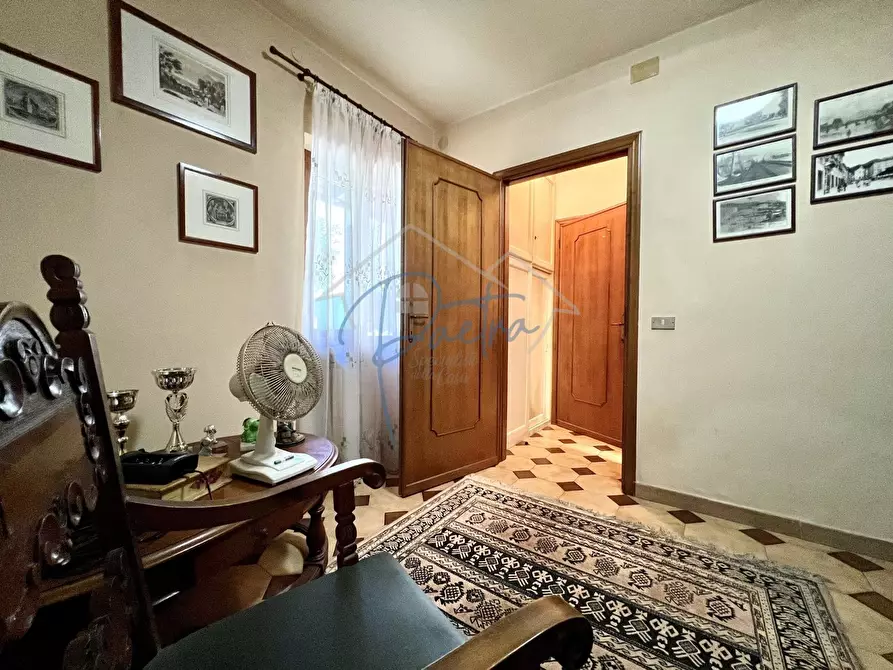 Immagine 12 di Casa semindipendente in vendita  a Massa