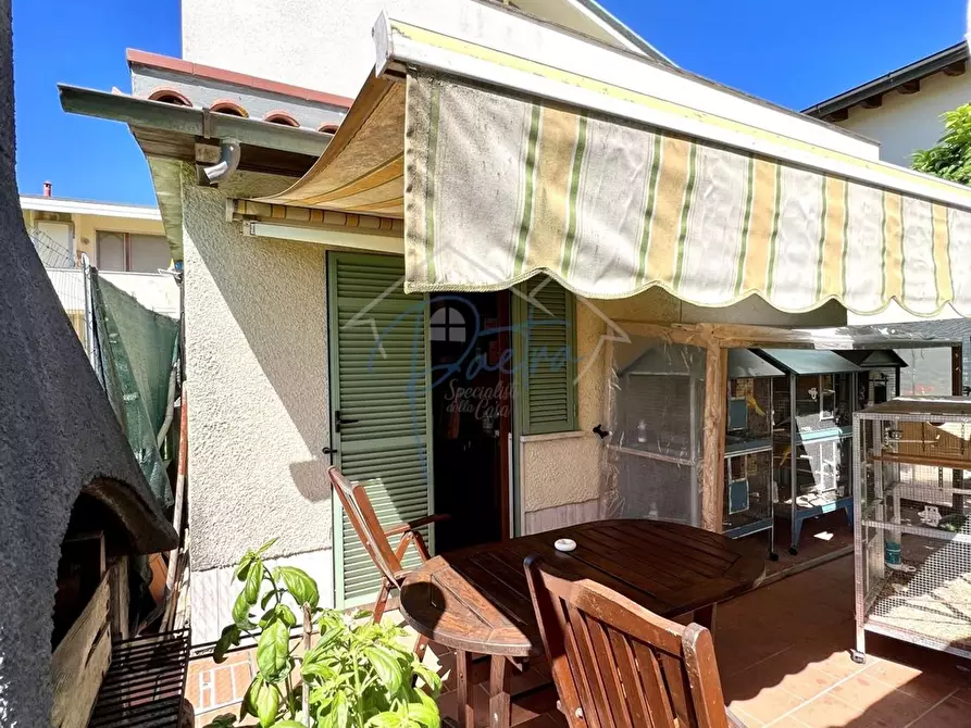 Immagine 31 di Casa semindipendente in vendita  a Massa