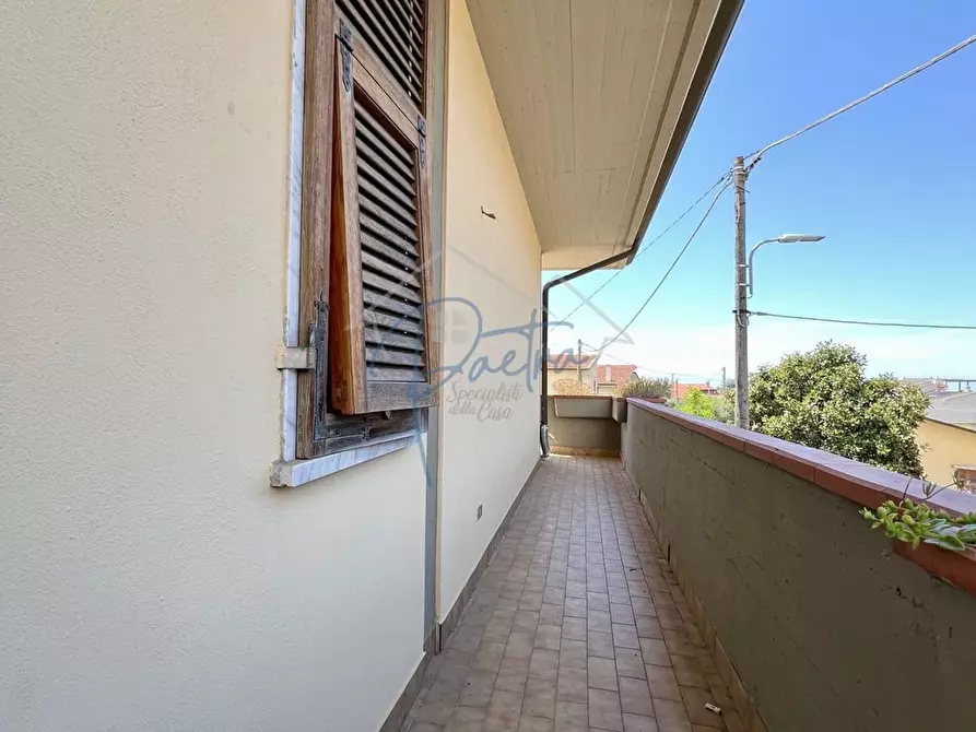 Immagine 16 di Casa indipendente in vendita  a Massa