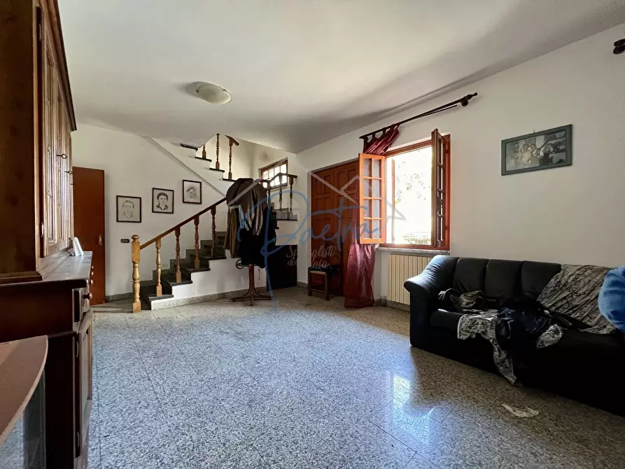 Immagine 6 di Casa indipendente in vendita  a Massa