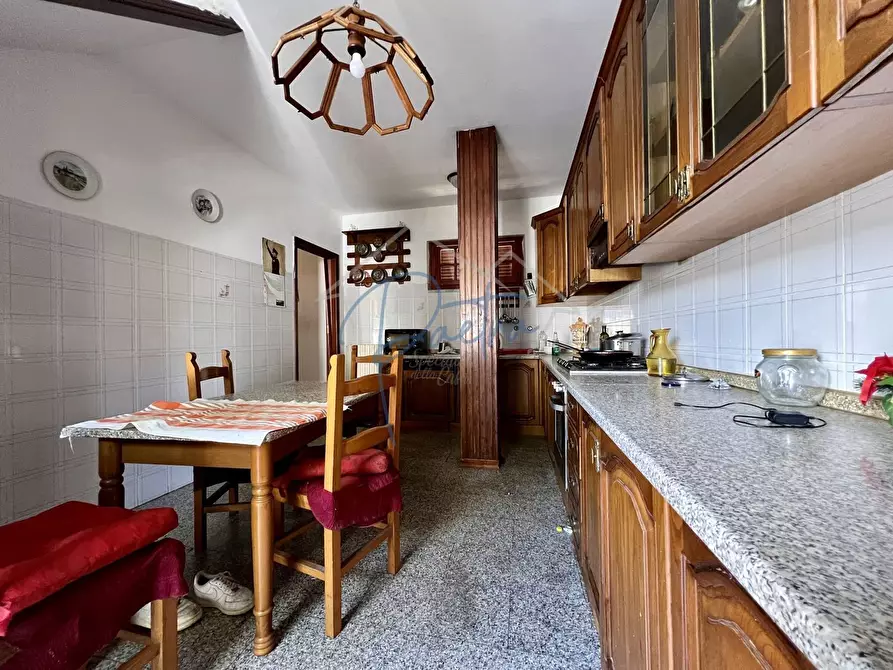 Immagine 8 di Casa indipendente in vendita  a Massa