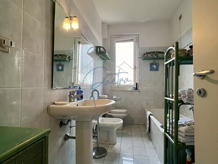 Immagine 23 di Villetta a schiera in vendita  a Massa