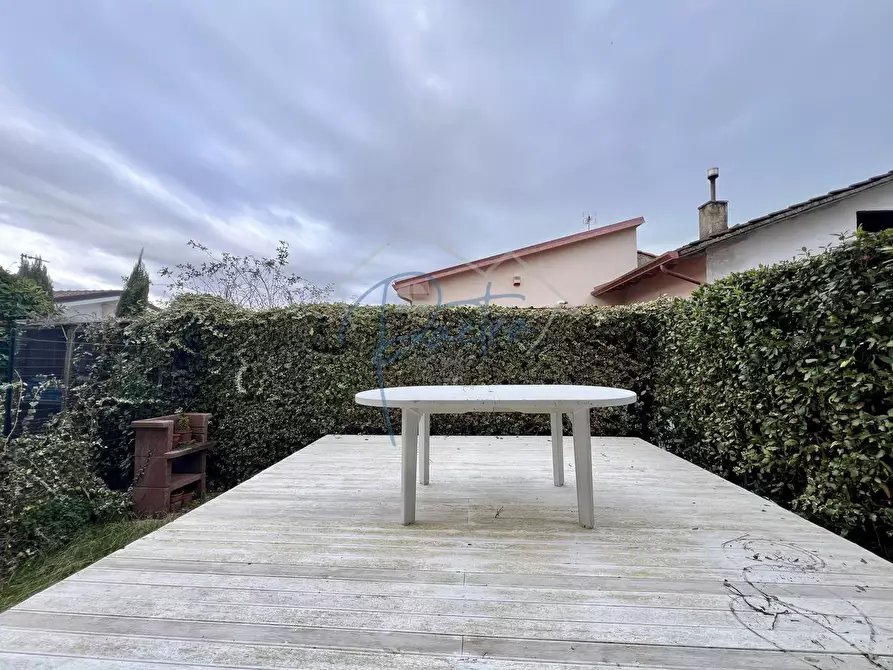 Immagine 4 di Villetta a schiera in vendita  a Massa