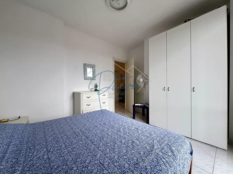 Immagine 21 di Villetta a schiera in vendita  a Massa