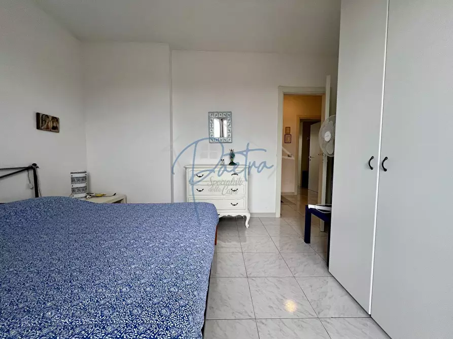 Immagine 20 di Villetta a schiera in vendita  a Massa