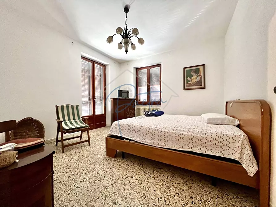 Immagine 19 di Casa semindipendente in vendita  a Massa