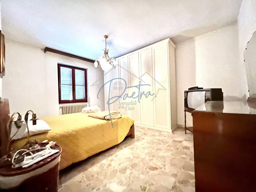 Immagine 22 di Casa semindipendente in vendita  a Massa