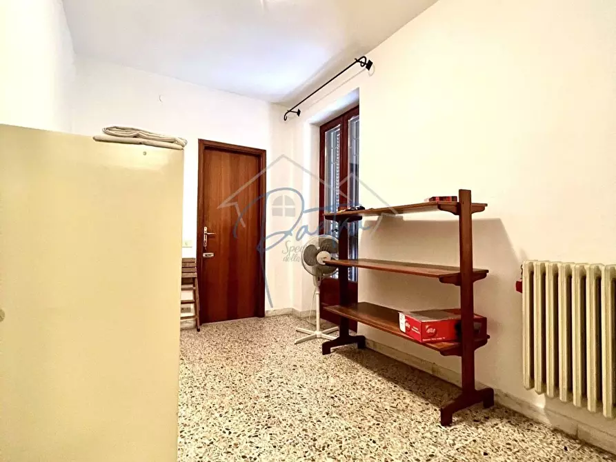 Immagine 23 di Casa semindipendente in vendita  a Massa