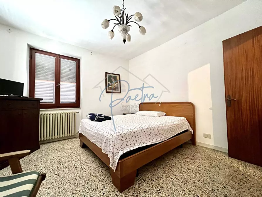 Immagine 20 di Casa semindipendente in vendita  a Massa