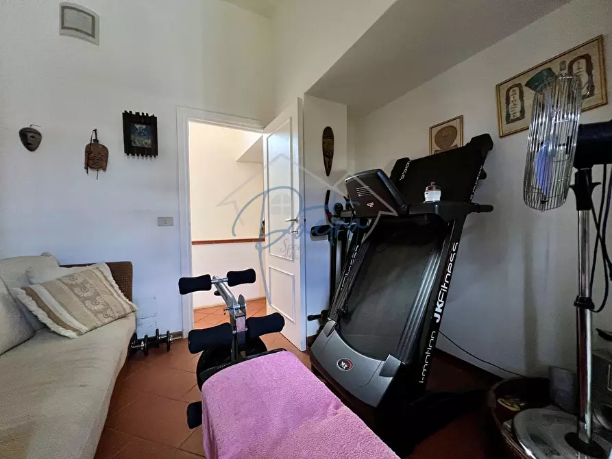 Immagine 33 di Villetta a schiera in vendita  a Montignoso