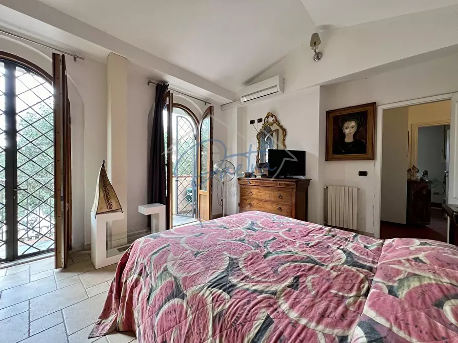 Immagine 24 di Villetta a schiera in vendita  a Montignoso