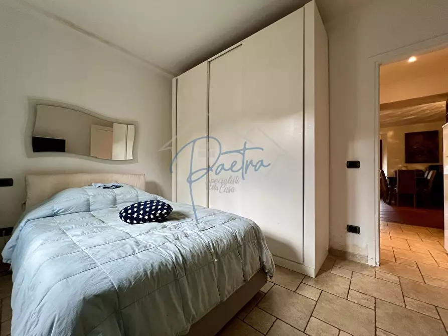 Immagine 35 di Villetta a schiera in vendita  a Montignoso