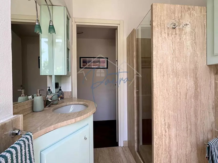 Immagine 24 di Appartamento in affitto  a Massa