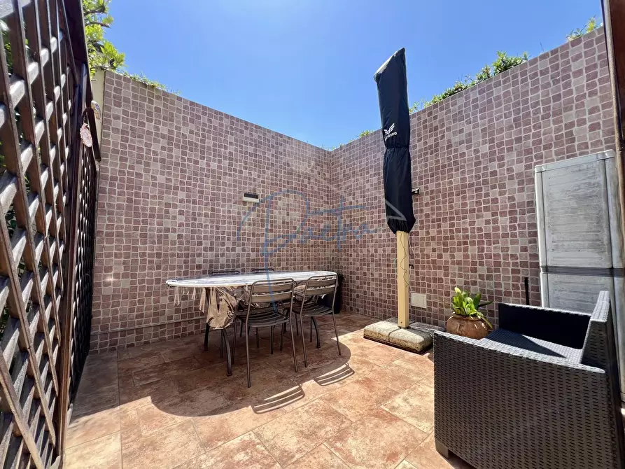 Immagine 6 di Appartamento in affitto  a Massa