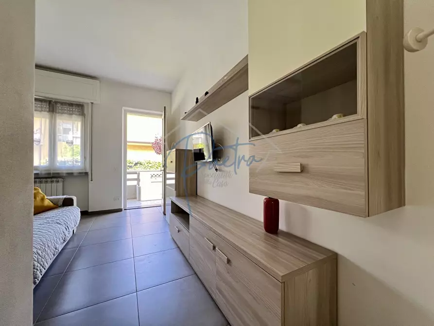 Immagine 6 di Appartamento in affitto  a Massa