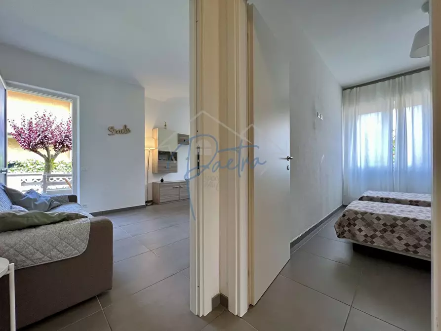 Immagine 13 di Appartamento in affitto  a Massa