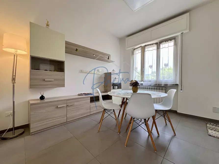 Immagine 5 di Appartamento in affitto  a Massa