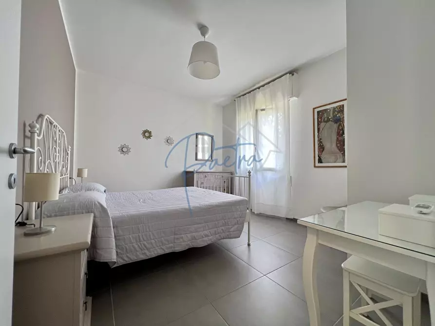 Immagine 22 di Appartamento in affitto  a Massa