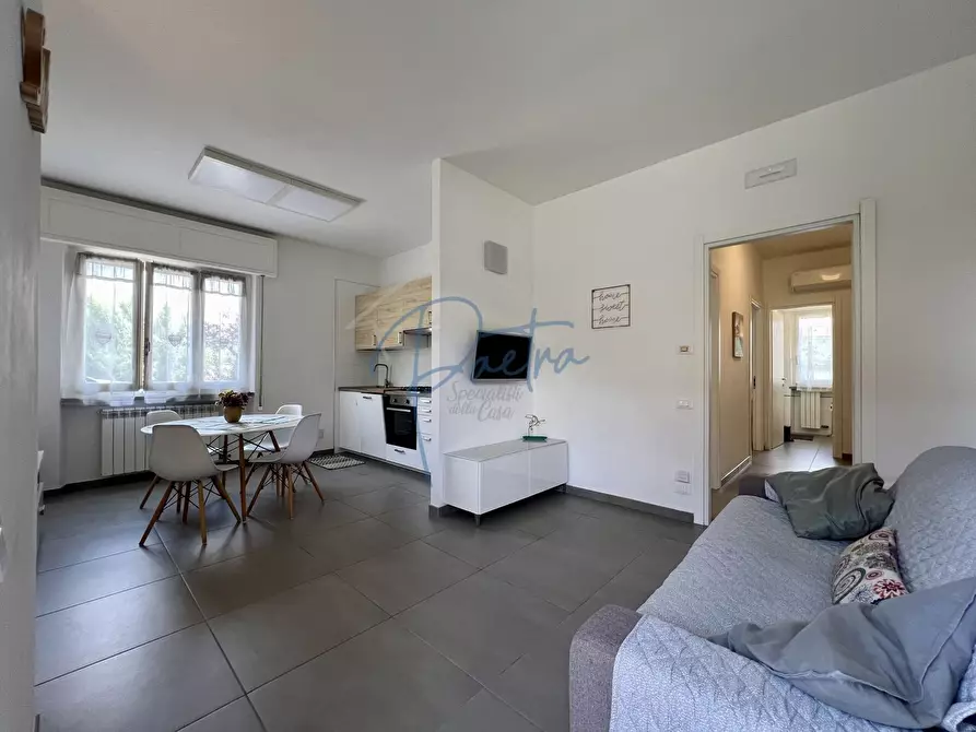 Immagine 2 di Appartamento in affitto  a Massa