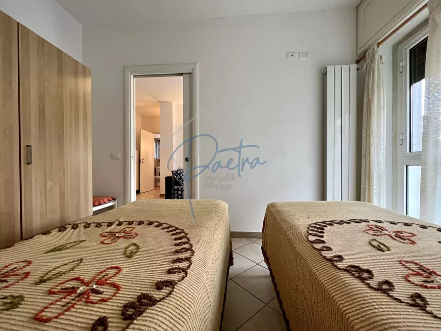 Immagine 16 di Appartamento in affitto  a Massa