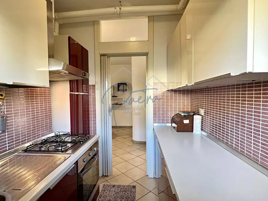 Immagine 12 di Appartamento in affitto  a Massa