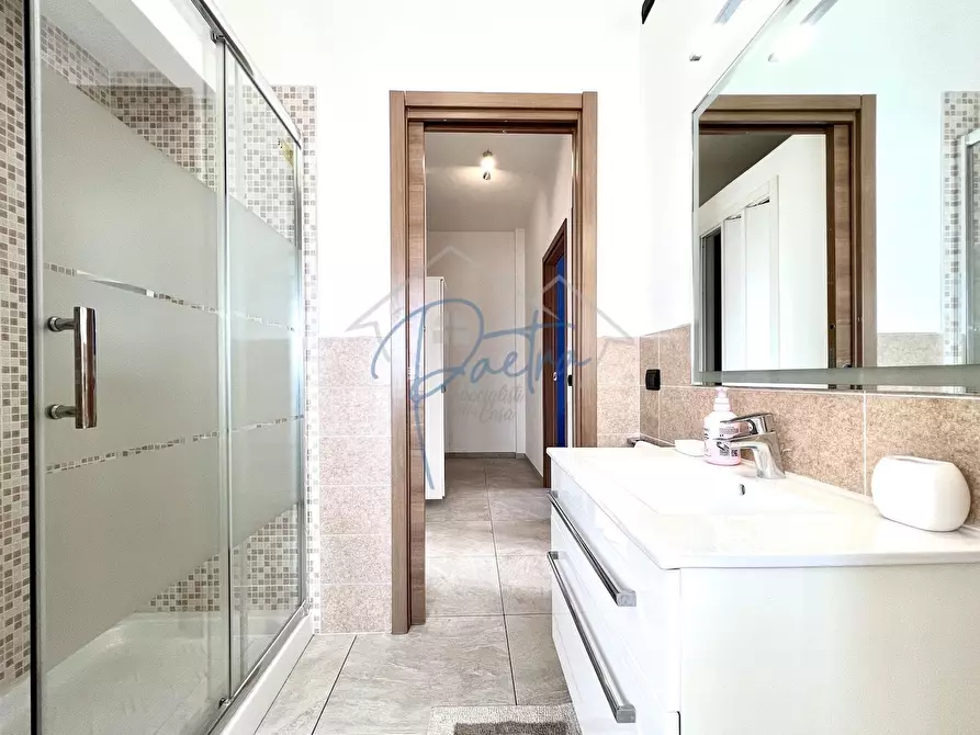 Immagine 17 di Appartamento in affitto  a Massa