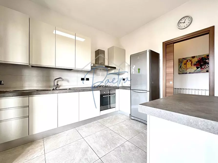 Immagine 10 di Appartamento in affitto  a Massa