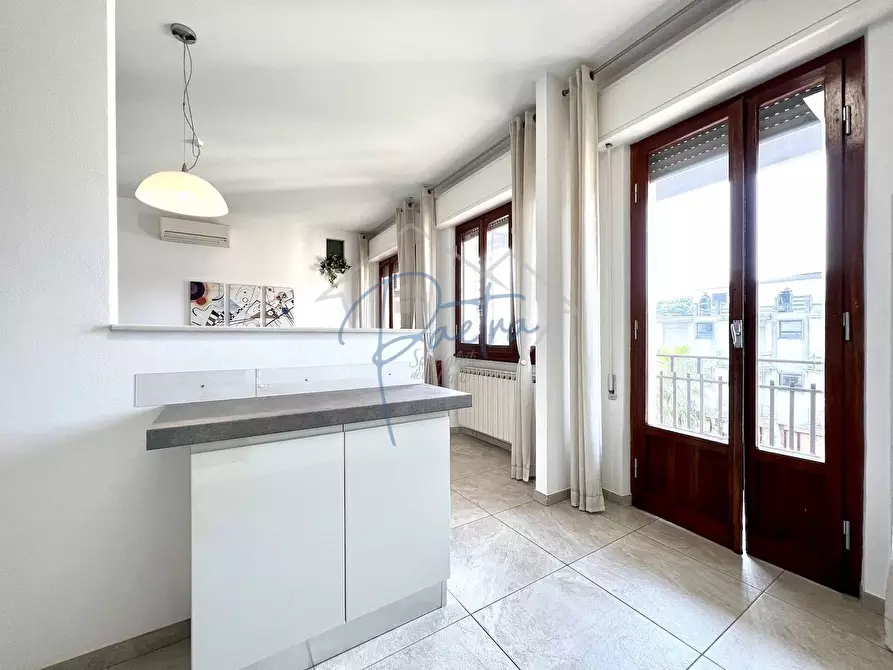 Immagine 8 di Appartamento in affitto  a Massa