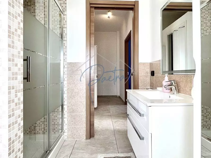 Immagine 16 di Appartamento in affitto  a Massa