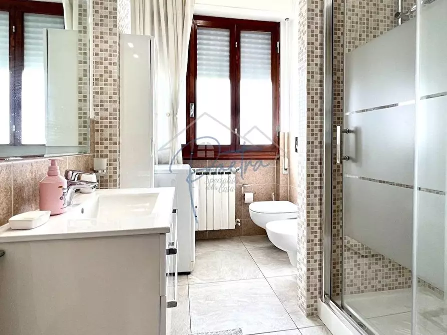 Immagine 15 di Appartamento in affitto  a Massa