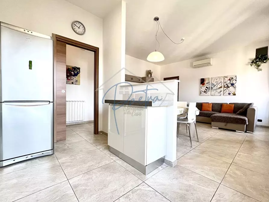 Immagine 7 di Appartamento in affitto  a Massa