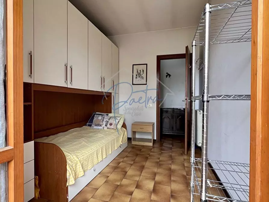 Immagine 11 di Appartamento in affitto  a Massa