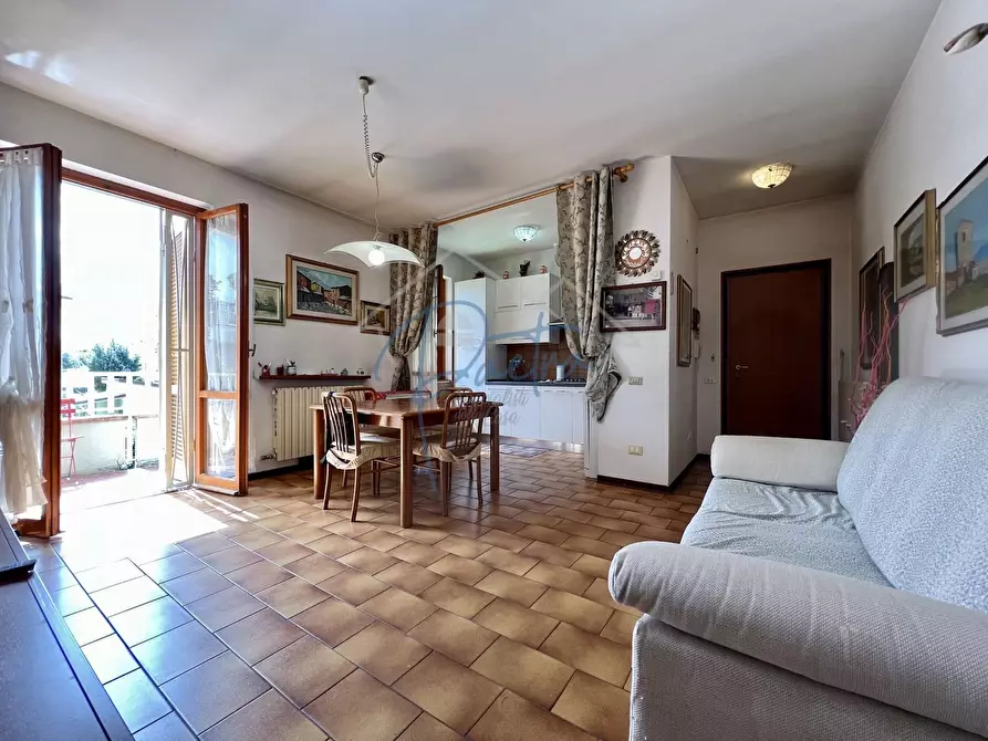 Immagine 4 di Appartamento in affitto  a Massa