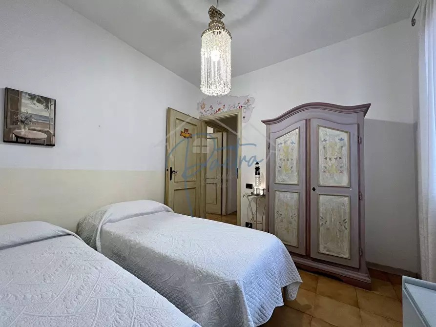 Immagine 28 di Appartamento in affitto  a Massa