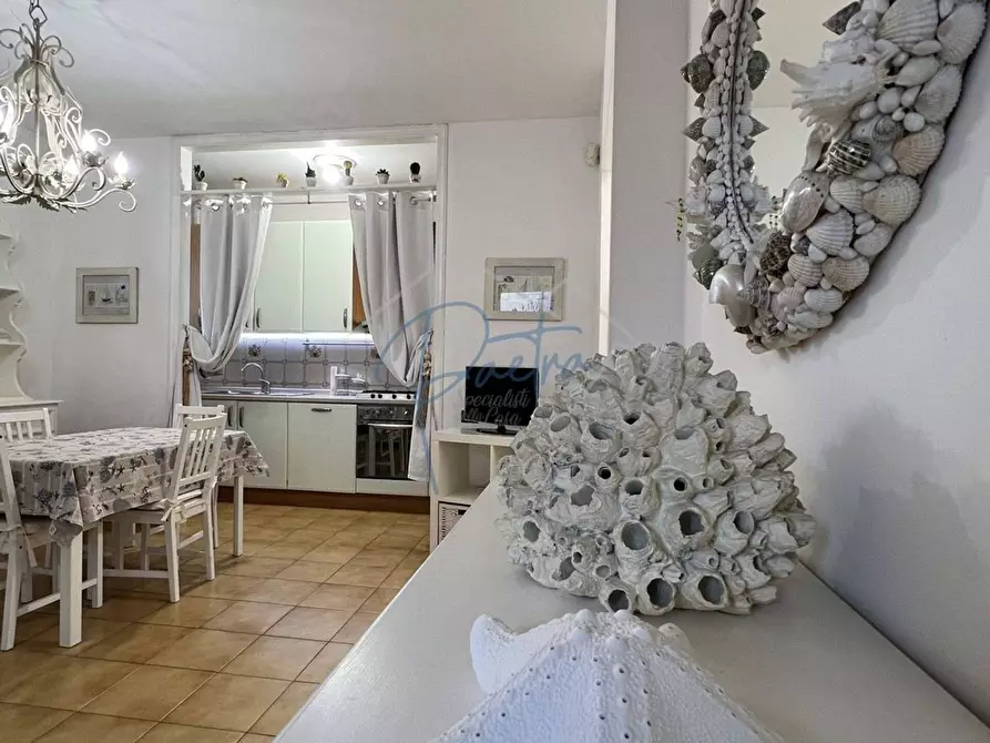 Immagine 6 di Appartamento in affitto  a Massa