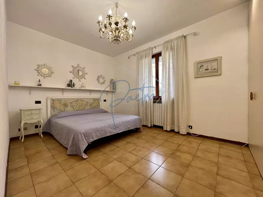 Immagine 23 di Appartamento in affitto  a Massa