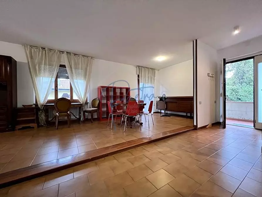 Immagine 4 di Appartamento in vendita  a Massa