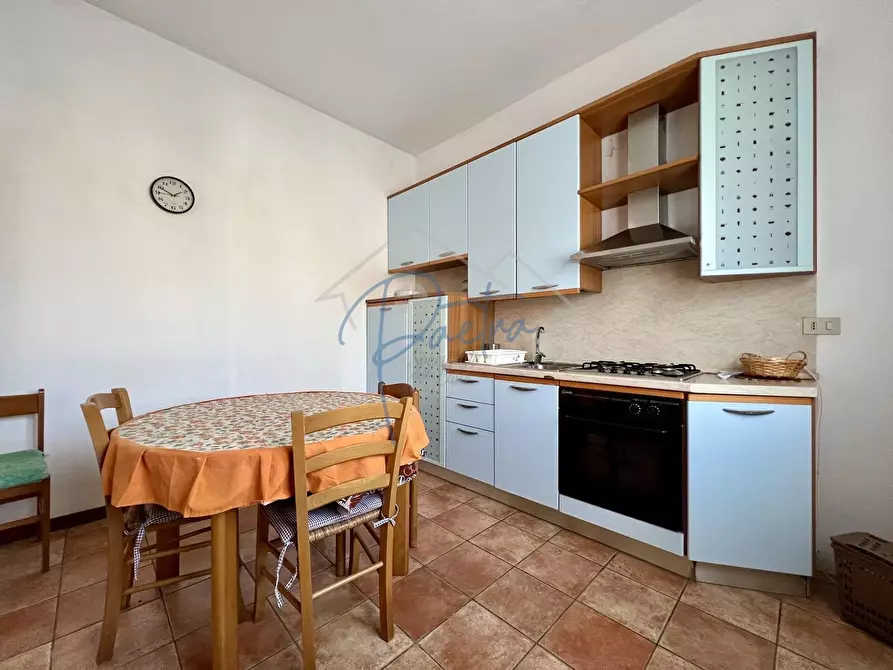 Immagine 6 di Appartamento in affitto  a Massa