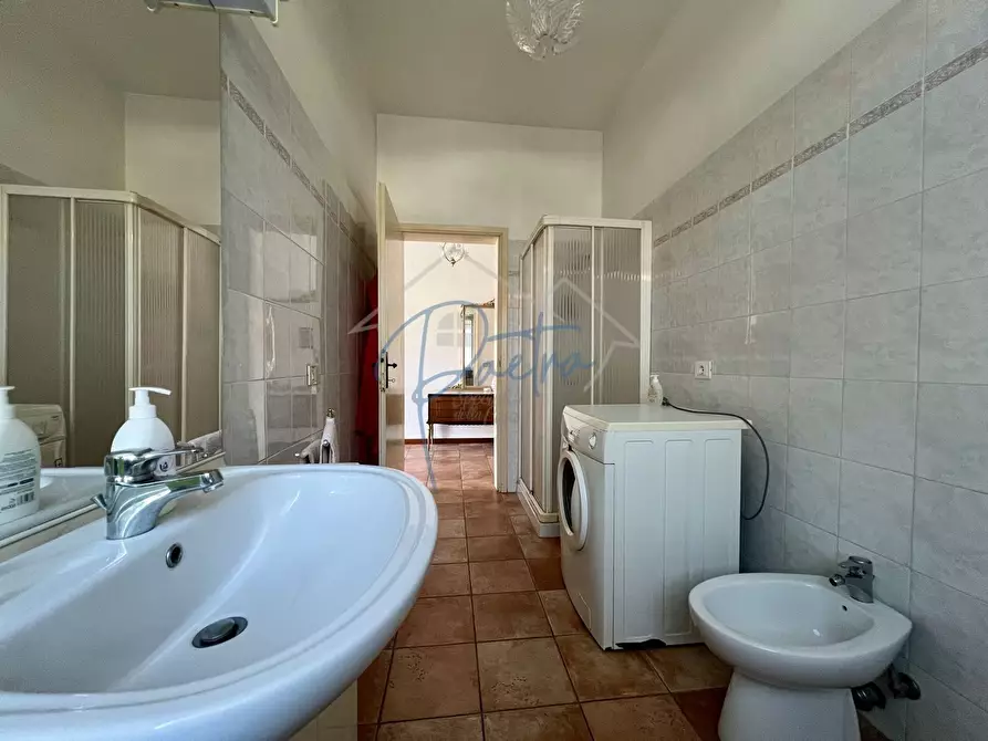 Immagine 14 di Appartamento in affitto  a Massa