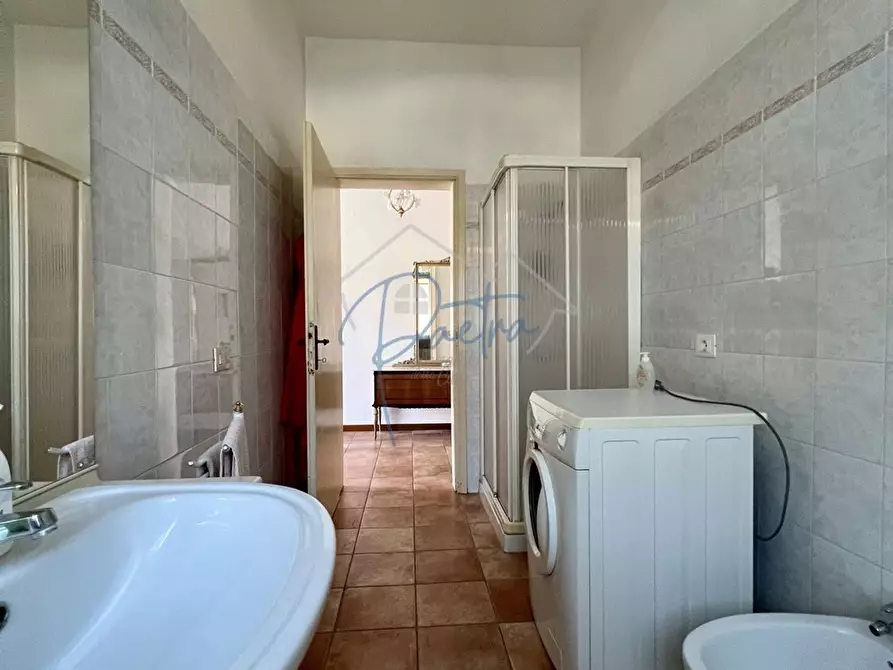 Immagine 15 di Appartamento in affitto  a Massa