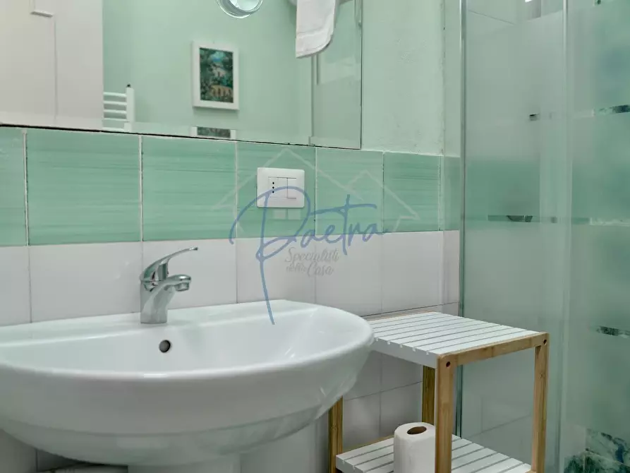 Immagine 14 di Appartamento in vendita  a Massa