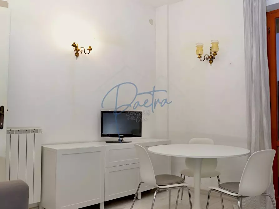 Immagine 7 di Appartamento in vendita  a Massa