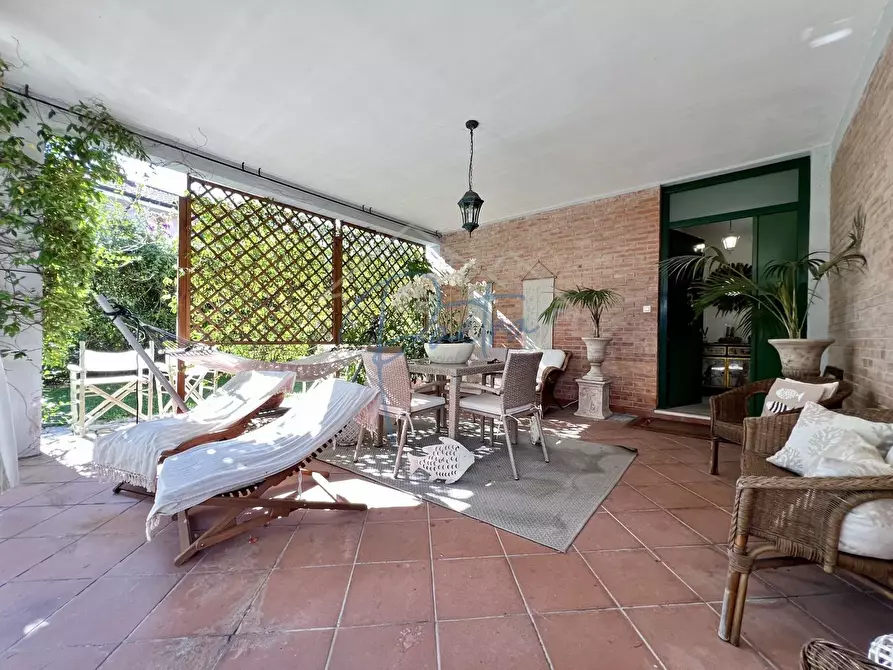 Immagine 57 di Appartamento in affitto  a Ameglia