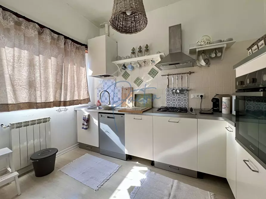 Immagine 15 di Appartamento in affitto  a Ameglia