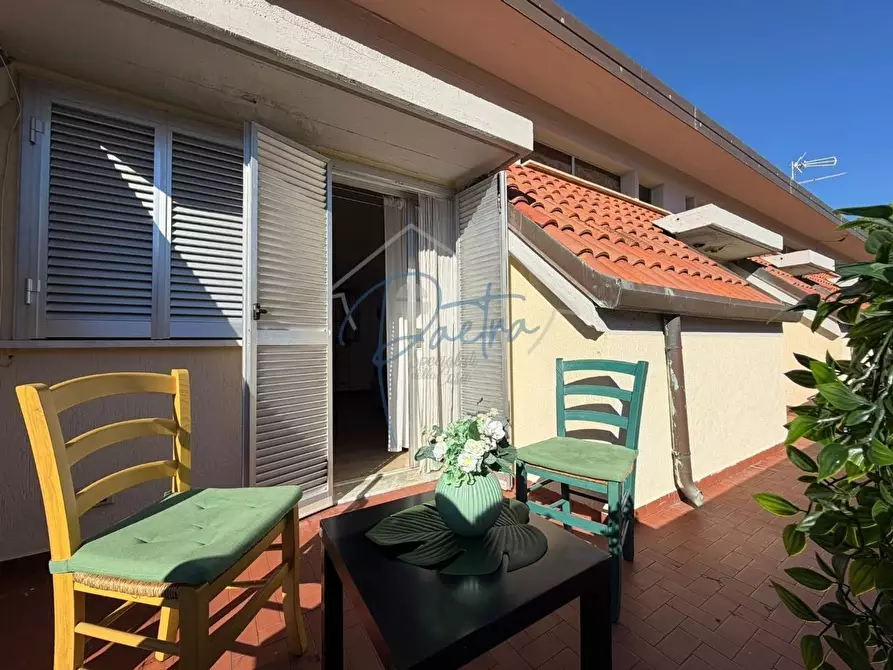 Immagine 5 di Mansarda in vendita  a Massa