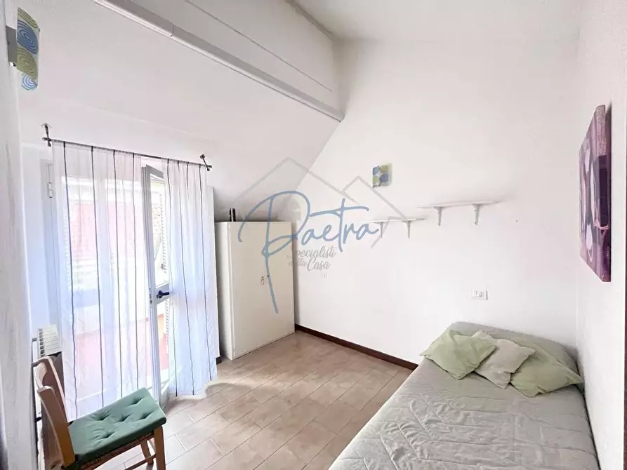 Immagine 16 di Mansarda in vendita  a Massa