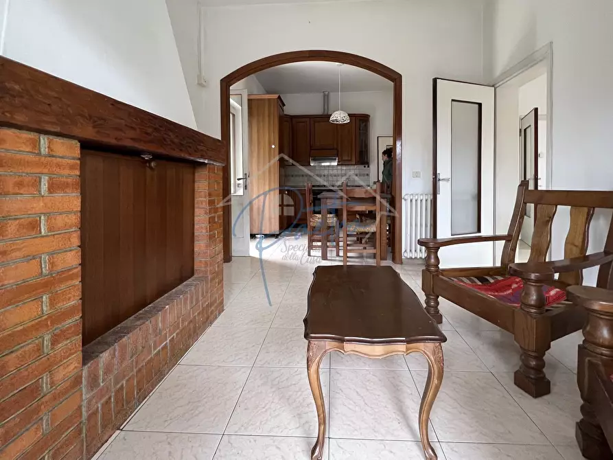 Immagine 11 di Villa in vendita  a Massa